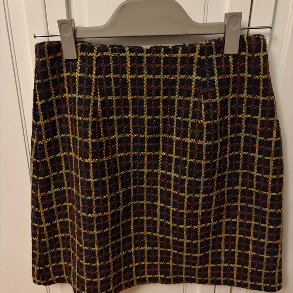 Chic and preppy mini skirt